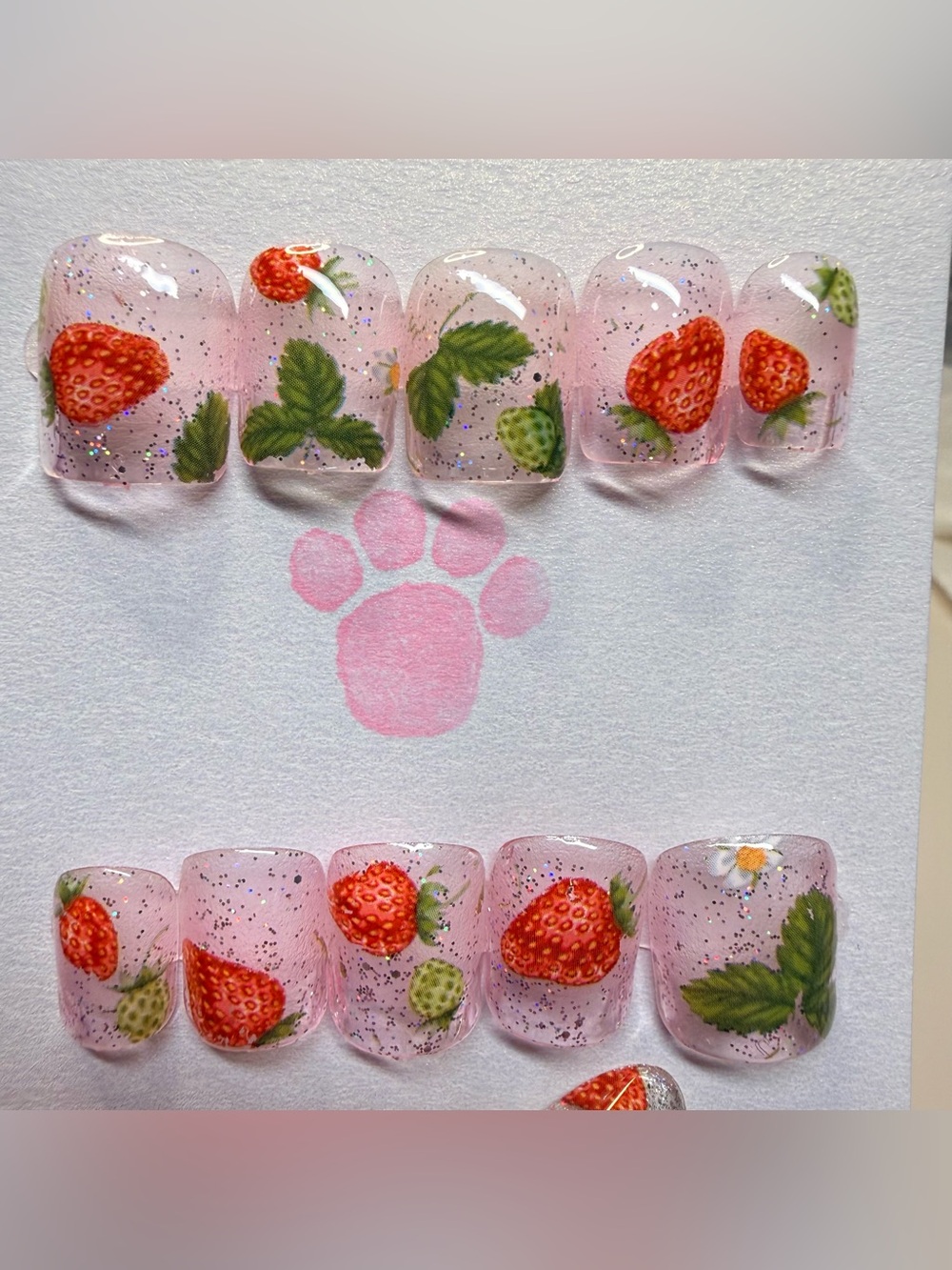 Short square Strawberry Pink Glitter Press-On Nails